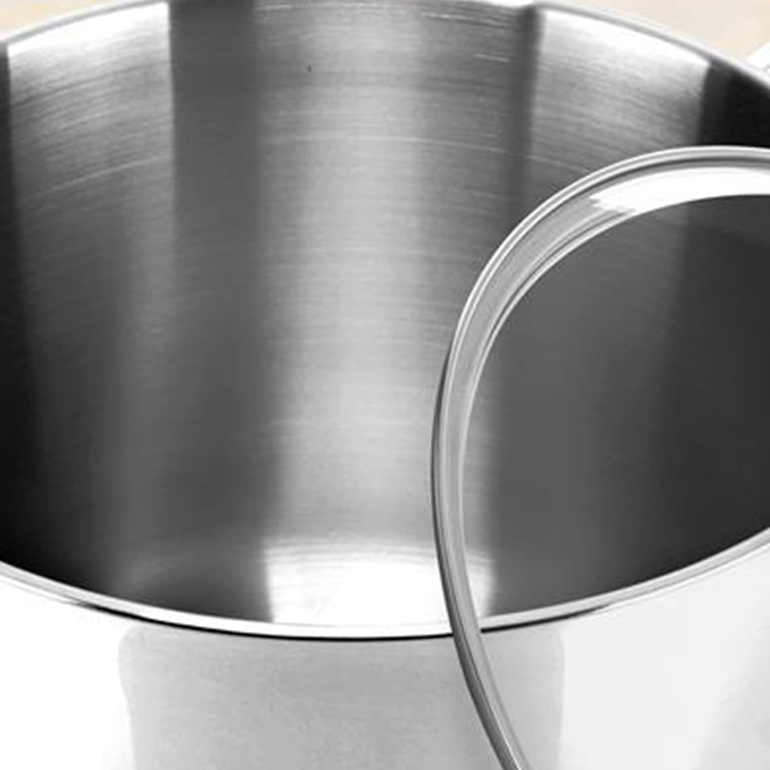 Nutrichef Stainless Steel Stockpot – Heavy Duty Induction Soup Pot with Lid, 19 Quart